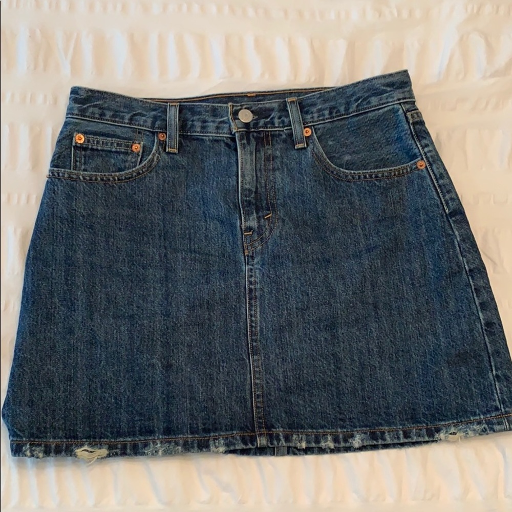 Levis 2017 denim mini skirt.